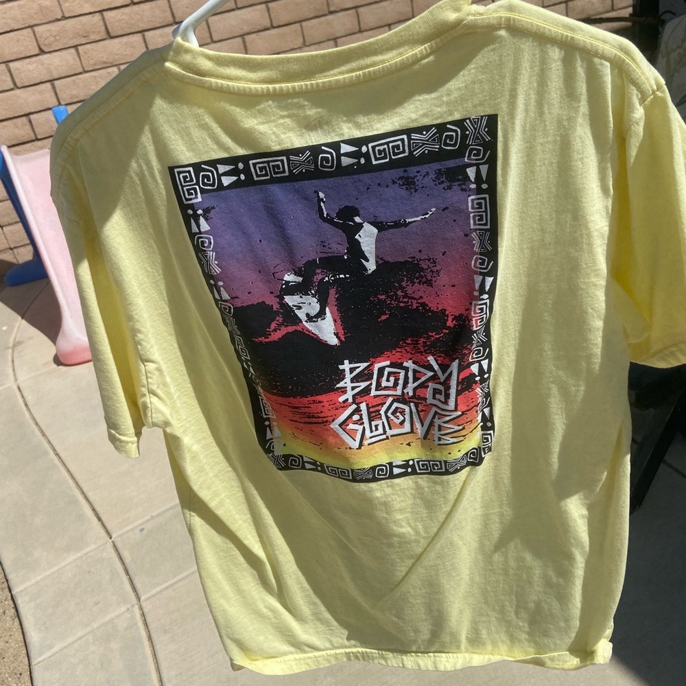 Body Glove Brand New without tags t-shirt